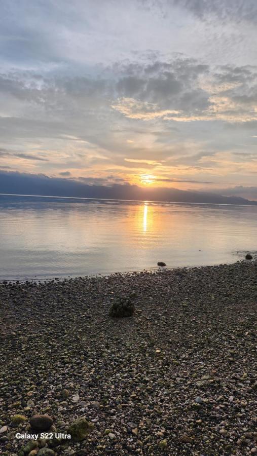 Chue&Larry'S Beachside Homestay Libagon 외부 사진